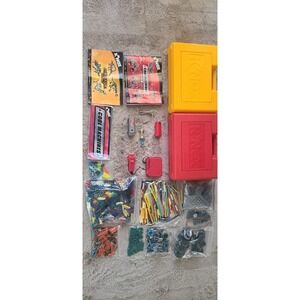 K'Nex ‎ Mixed Lot Of Pieces Red And Yellow Case